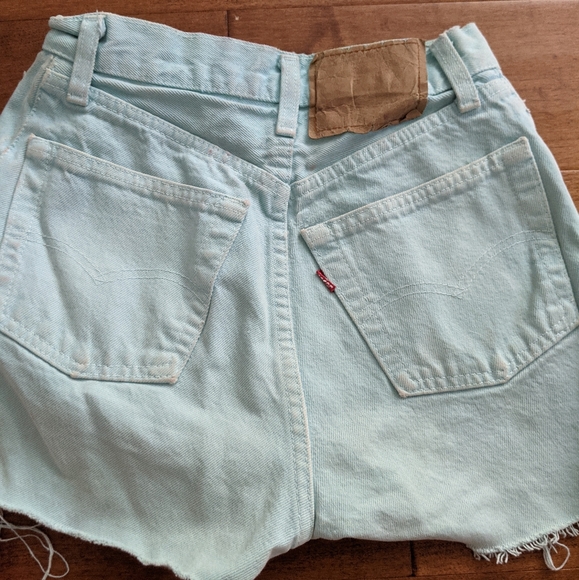 Levi's - Picture 3 of 3